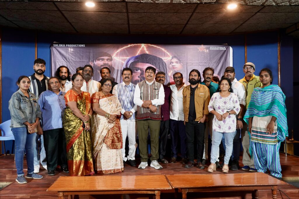 చిత్ర పరిశ్రమ పెద్దల చేతుల మీదుగా “బ్లాక్ నైట్” సాంగ్స్, ట్రైలర్ లాంచ్ Telugu News