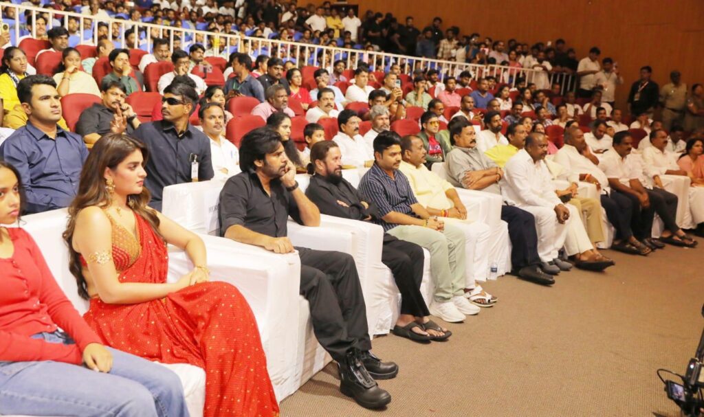 సినిమా అనేది వినోదంతో పాటు విజ్ఞానాన్ని అందించాలి.. ‘హరి హర వీరమల్లు’ గొప్ప చిత్రం : పవర్ స్టార్ పవన్ కళ్యాణ్ Telugu News