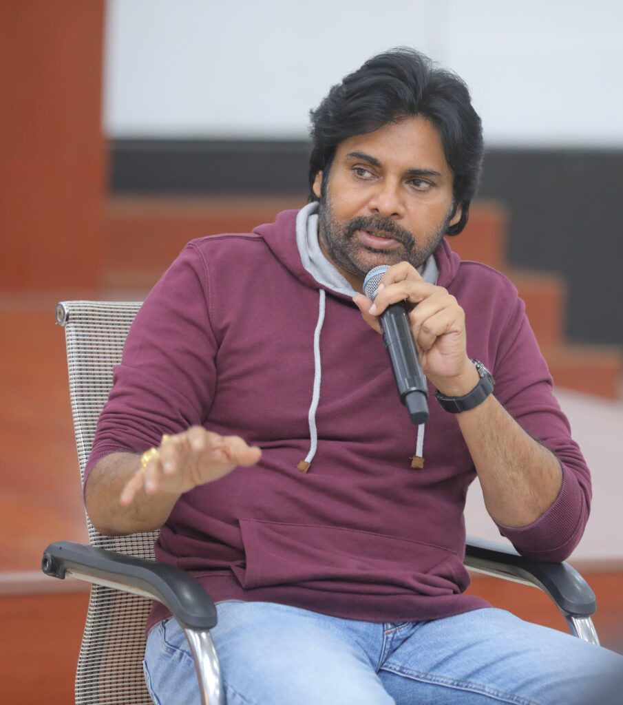 ధర్మం కోసం నిలబడే విల్లు… హరిహర వీరమల్లు Telugu News