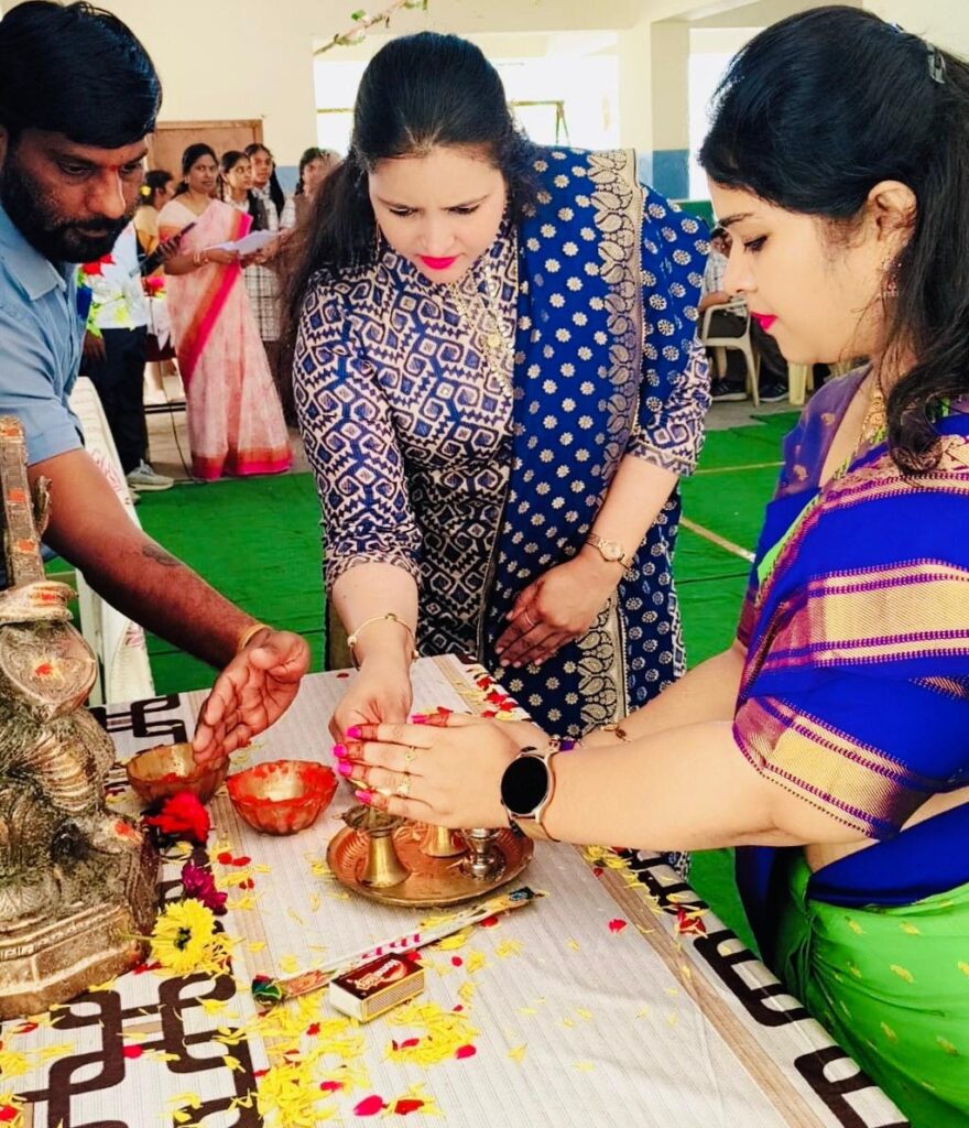 ఘనంగా అధికార ప్రదానోత్సవం Telugu News