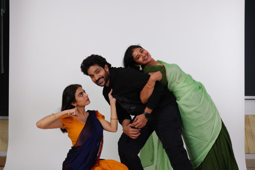 ‘బ్యాడ్ గాళ్స్’ నుంచి ‘ఇలా చూసుకుంటానే’  సాంగ్‌ Telugu News