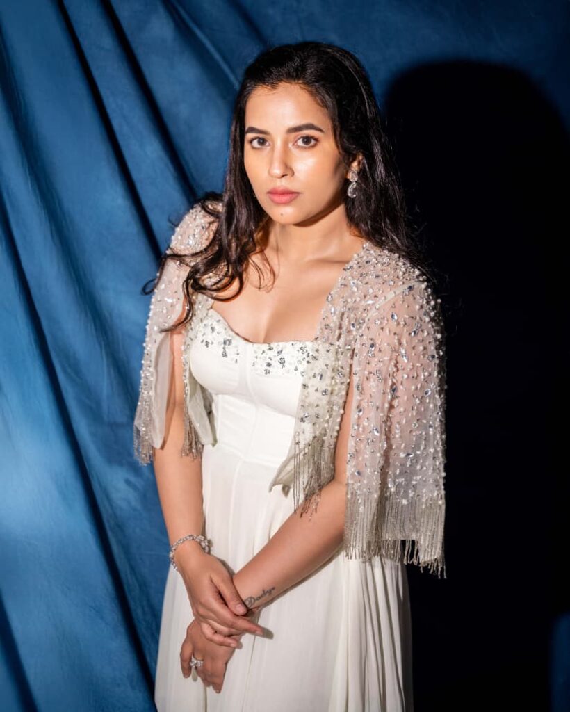 KomaleePrasad Latest Photos Telugu News