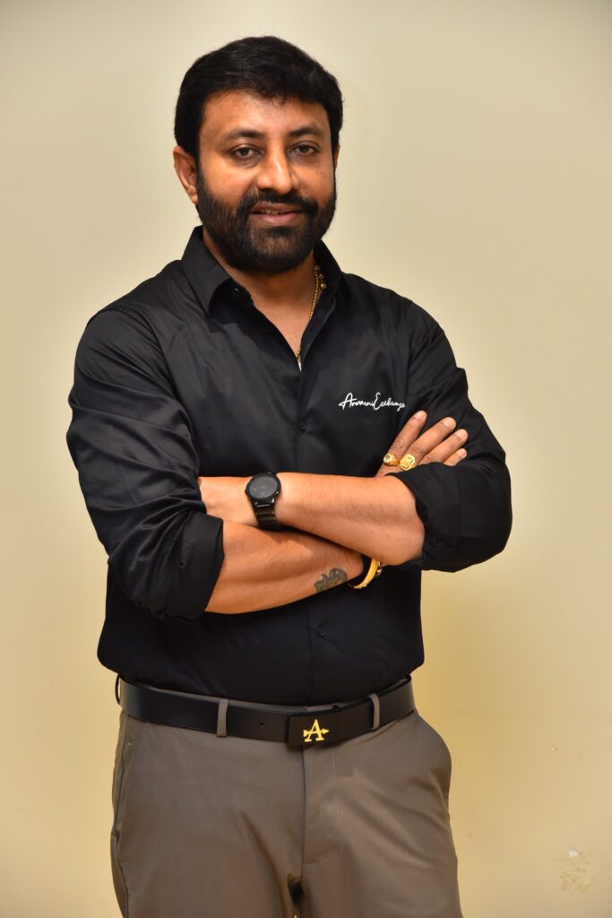 నిర్మాత నుంచి దర్శకుడిగా మారుతున్నా: సెవెన్ హిల్స్ సతీష్ Telugu News