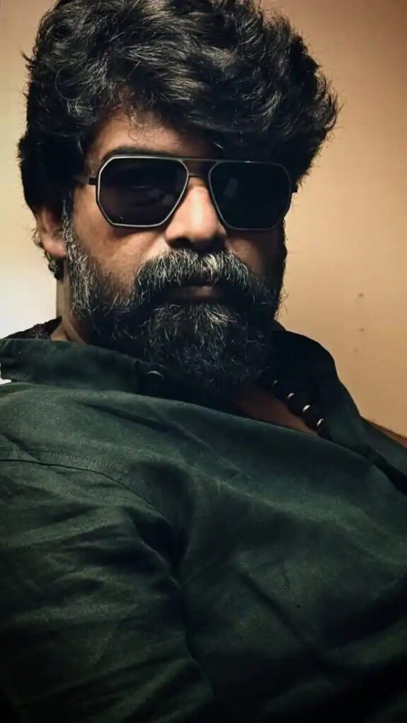 జోజు జార్జ్ పుట్టినరోజు వేడుకలు “వరవు” ఫస్ట్ లుక్ తో జరుపుకుంటున్నారు Telugu News