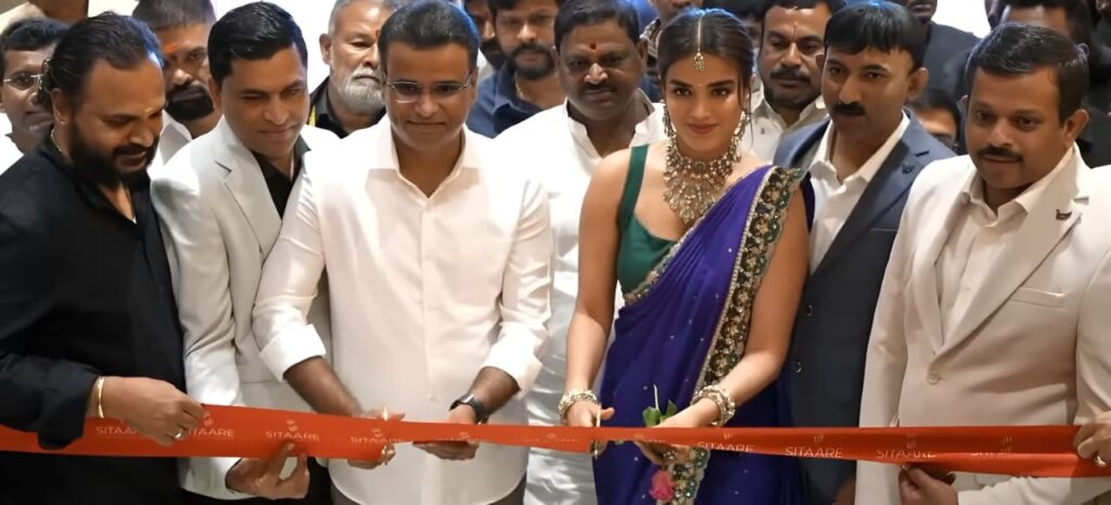 హీరోయిన్ నిధి అగర్వాల్ చేత సీతారే గోల్డ్ & డైమండ్స్ న్యూ షో రూమ్ కొంపల్లి లో ప్రారంభం  !!! Telugu News
