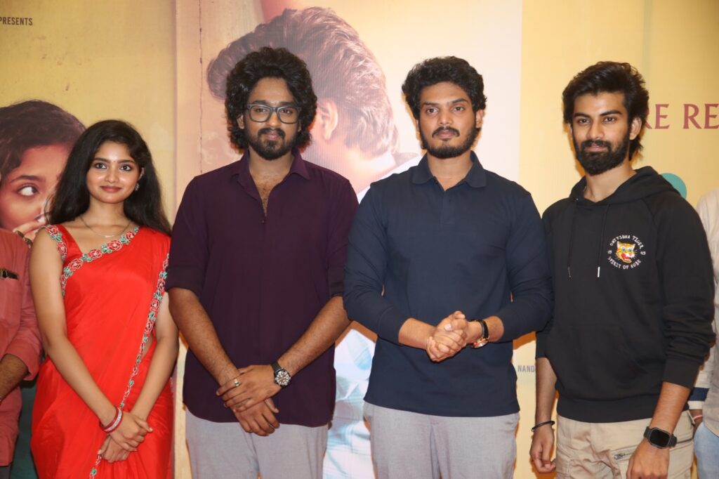 యువ హీరోలు పూరి ఆకాష్, రోషన్ కనకాల ముఖ్య అథితులుగా ప్రేమిస్తున్నా ప్రీ రిలీజ్ ఈవెంట్ !!! Telugu News