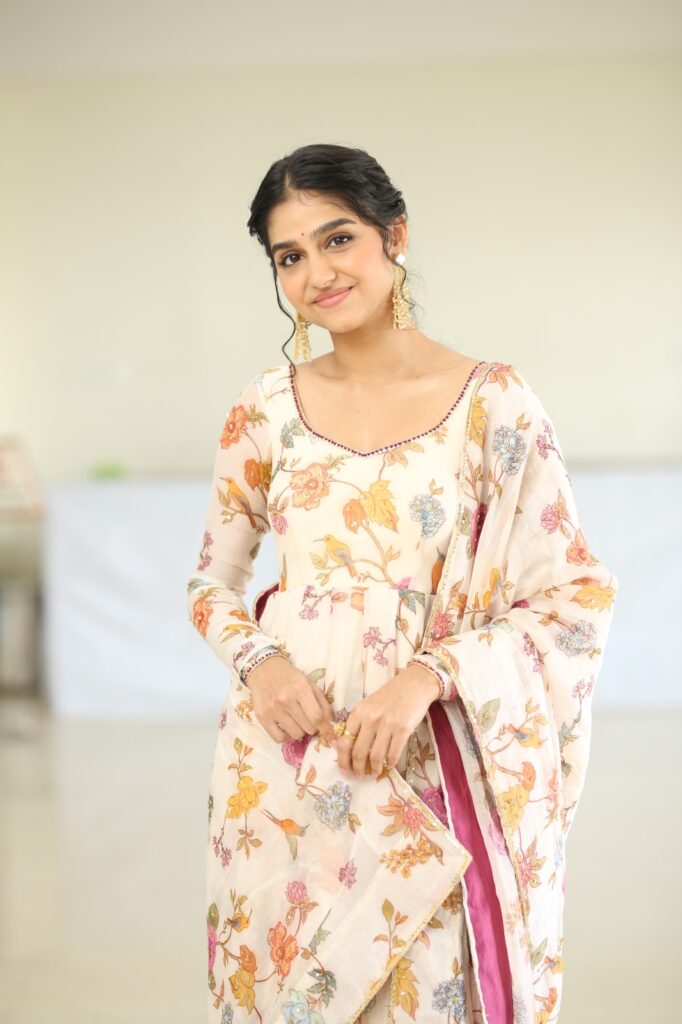 చంద్రకళ క్యారెక్టర్ ఎప్పటికీ గుర్తుండిపోతుంది:  అనస్వర రాజన్ Telugu News