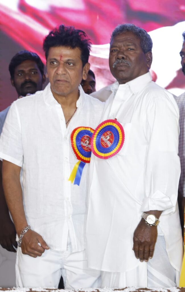 పాల్వంచలో అట్టహాసంగా గుమ్మడి నర్సయ్య బయోపిక్ ప్రారంభోత్సవ వేడుక Telugu News