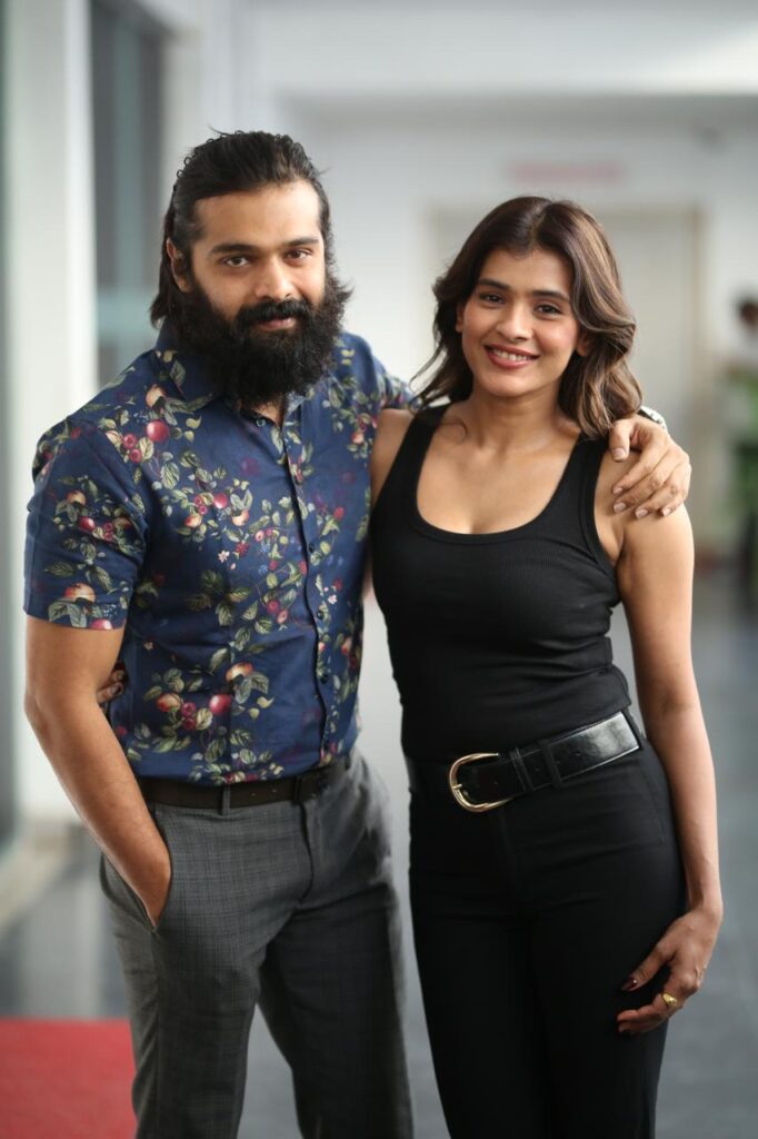 ఈషా’తో అందరినీ కచ్చితంగా భయపెడతాం – వంశీ నందిపాటి Telugu News
