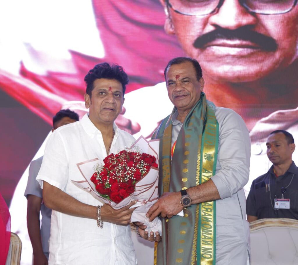పాల్వంచలో అట్టహాసంగా గుమ్మడి నర్సయ్య బయోపిక్ ప్రారంభోత్సవ వేడుక Telugu News