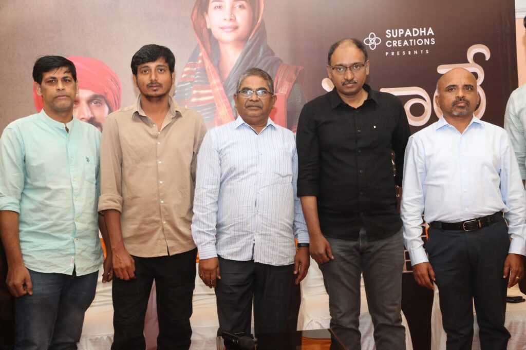 “ఫూలే” సినిమా ప్రతి ఒక్కరిలో సేవా స్ఫూర్తి కలిగిస్తుంది – నిర్మాత, ప్రముఖ జర్నలిస్ట్ పొన్నం రవిచంద్ర Telugu News