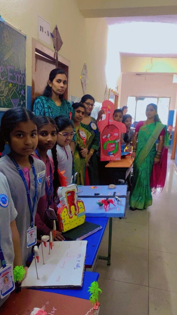 ఘనంగా సైన్స్‌ ఫెయిర్‌ Telugu News