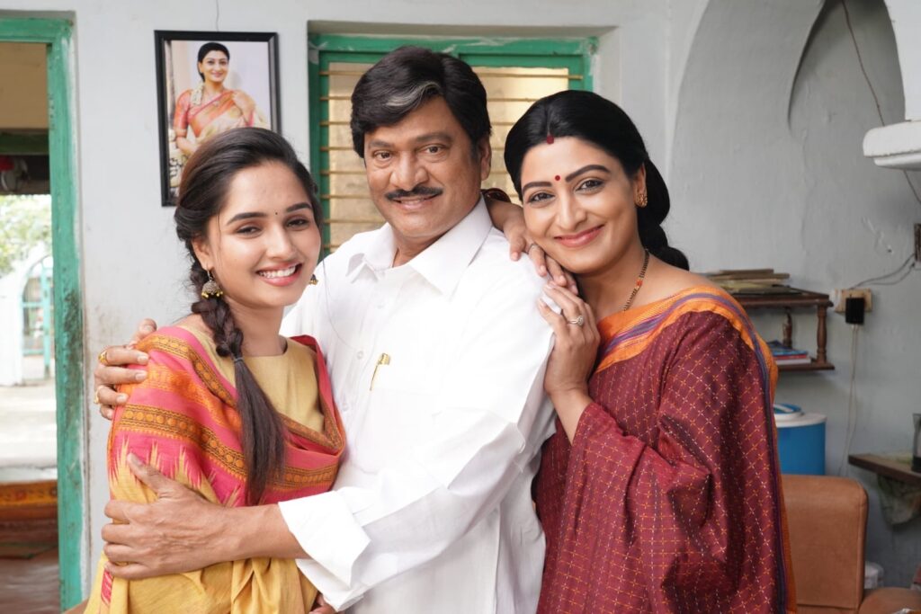 పద్మశ్రీ’ పురస్కారం తర్వాత విడుదలయ్యే  రాజేంద్రప్రసాద్ మొదటి చిత్రం ‘పిఠాపురంలో’ Telugu News