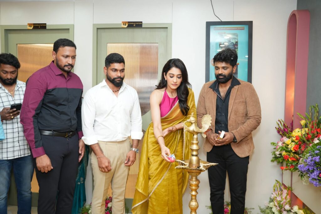 హీరోయిన్ రెజీనా చేతుల మీదుగా ‘కలర్స్ 2.0’ శ్రీకాకుళంలో ప్రారంభం Telugu News