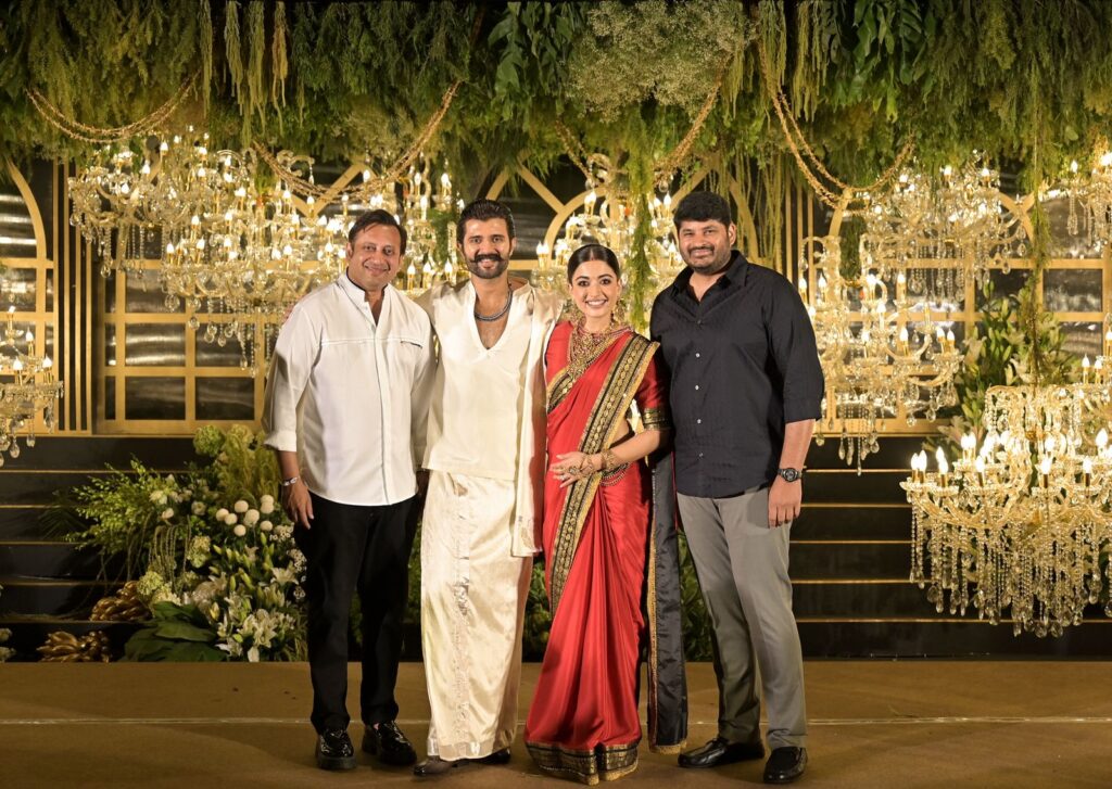 అట్టహాసంగా విజయ్‌ దేవరకొండ- రష్మిక వెడ్డింగ్‌ రిసెప్షన్‌ Telugu News