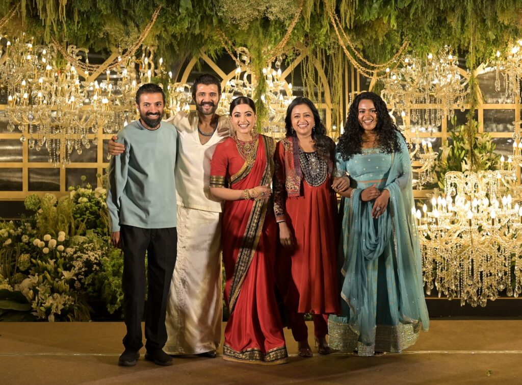 అట్టహాసంగా విజయ్‌ దేవరకొండ- రష్మిక వెడ్డింగ్‌ రిసెప్షన్‌ Telugu News