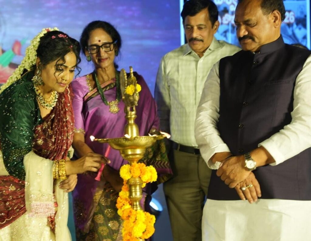 “బాపు బొమ్మ – విశ్వ మహిళ” అవార్డ్స్ ప్రదానోత్సవం Telugu News