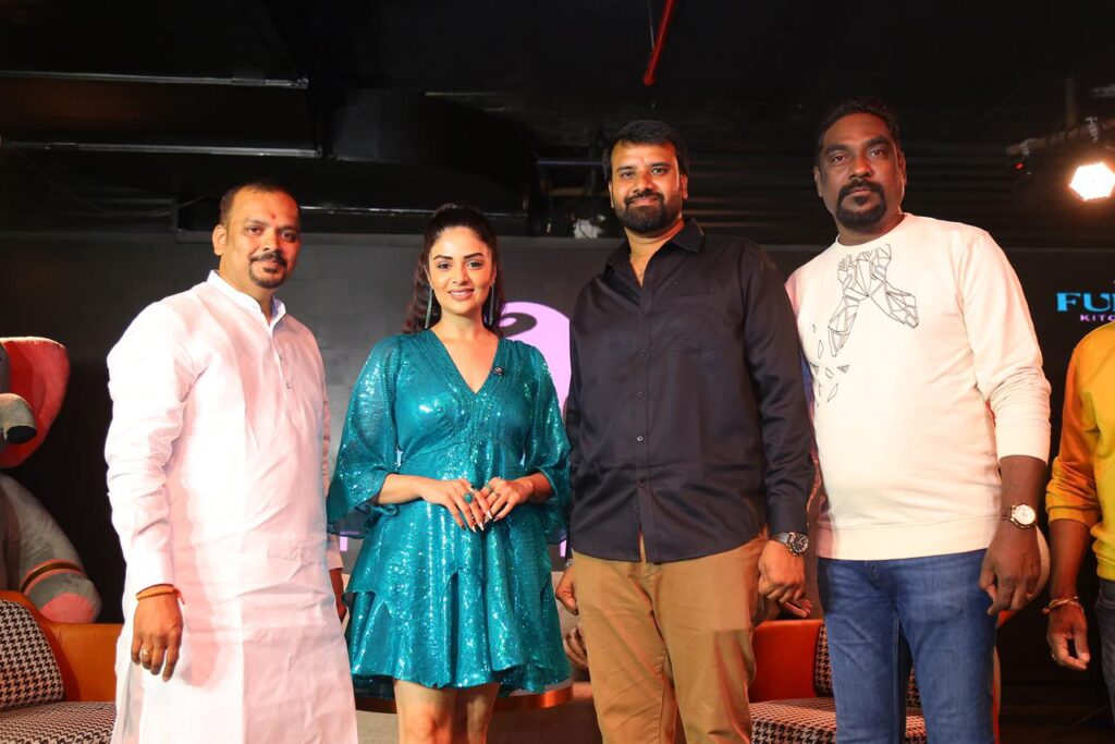 యాంకర్ శ్రీముఖి ‘ఫుర్సత్’ రెస్టారెంట్‌తో హాస్పిటాలిటీలోకి ఎంట్రీ Telugu News