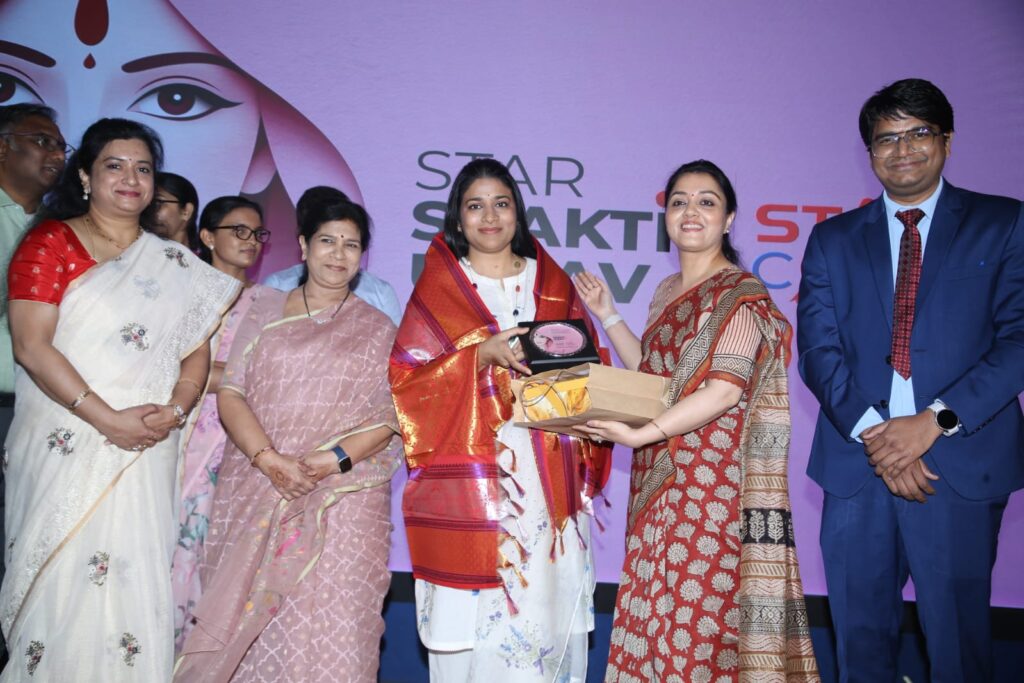 స్టార్ శక్తి ఉత్సవ్‌లో పాల్గొన్న సురేఖ కొణిదెల, సుష్మిత కొణిదెల Telugu News