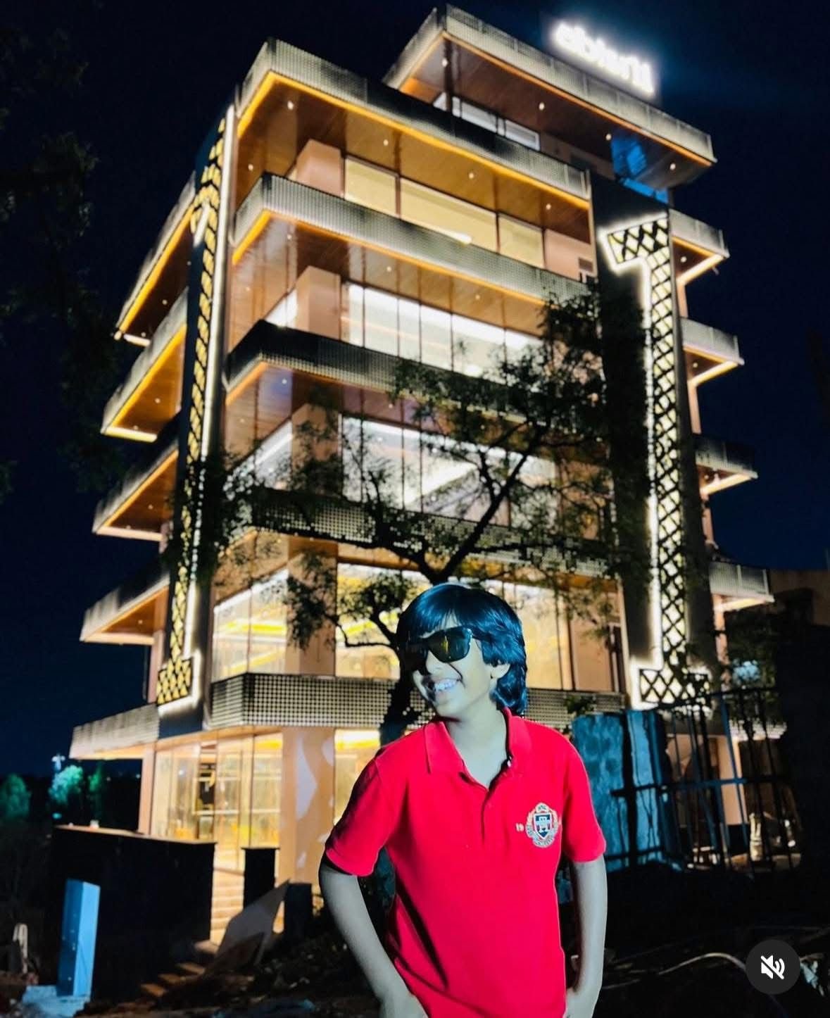 అబి శ్రీ సత్యం గుంటికి వరల్డ్ వండర్స్ బుక్ ఆఫ్ రికార్డ్స్ ద్వారా గౌరవం లభించింది!!! Telugu News