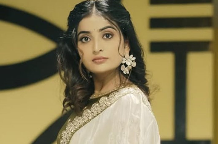 భక్తి ద్వారా ప్రజలకు మనశ్శాంతి కలుగుతుంది  – హీరోయిన్ అనన్య నాగళ్ళ Telugu News