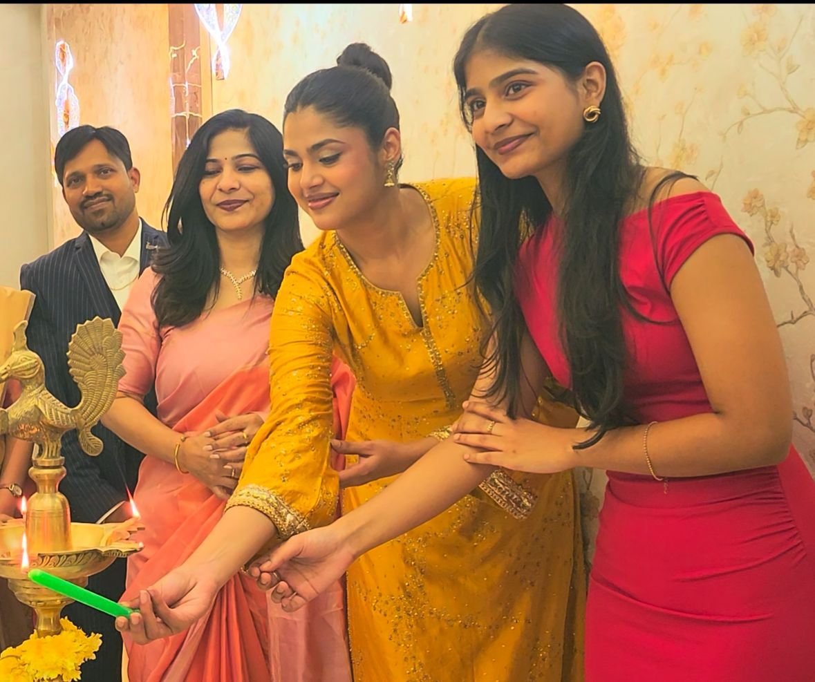 AI ఆధారిత ఎలైట్ సెలబ్రిటీ క్లినిక్‌ను ప్రారంభించిన మాక్ ఏస్థెటిక్స్ Telugu News