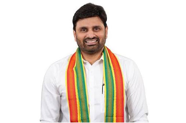 మానవత్వం చాటిన ఎంపీ పుట్టా మహేష్ కుమార్. Telugu News