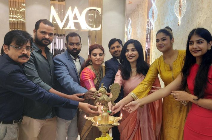 AI ఆధారిత ఎలైట్ సెలబ్రిటీ క్లినిక్‌ను ప్రారంభించిన మాక్ ఏస్థెటిక్స్ Telugu News