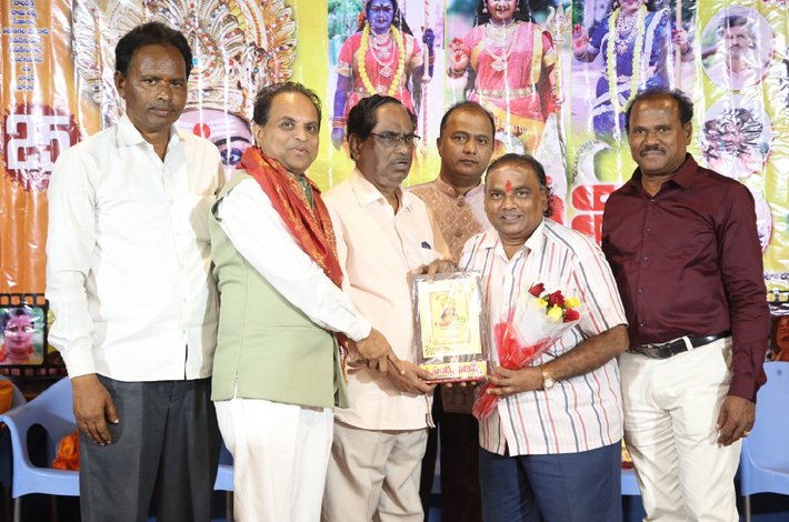 ఈ మధ్యకాలంలో 25 రోజులు విజయవంతంగా ప్రదర్శింపబడుతున్న సోషియో ఫాంటసీ చిత్రం “గాలి’ Telugu News
