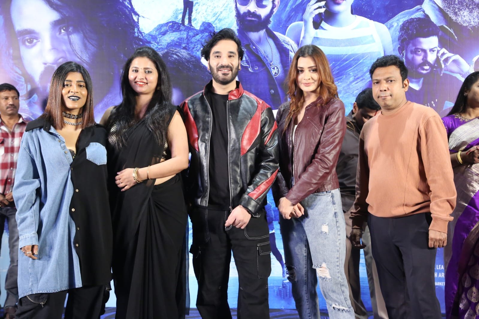 First Movie Review : \'ఫస్ట్ టైం\' మూవీ రివ్యూ 1 Tollywood Celebrity Telugu News