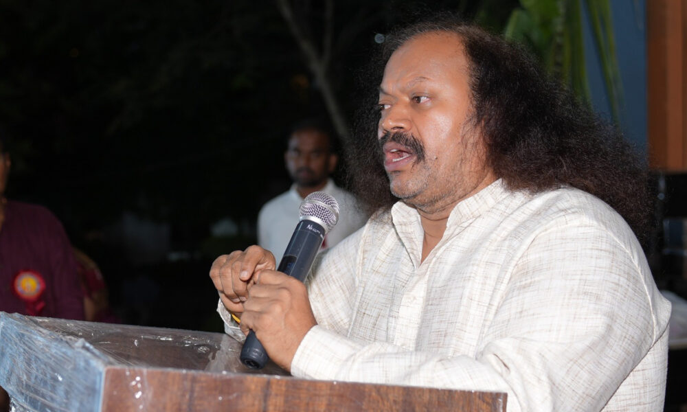 రెండు లక్షల పుస్తకాలతో పరిమళించిన మై హోమ్ అవతార్‌లో చరిత్రకెక్కిన పురాణపండ శ్రీనివాస్ Telugu News