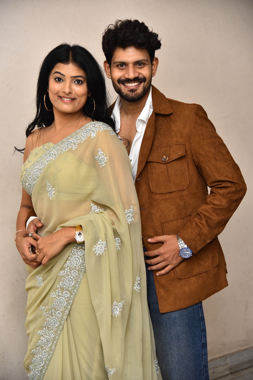 సినీ ప్రముఖుల చేతుల మీదుగా ‘సిద్ధుగాడి లవ్ స్టోరీ’ టీజర్, ట్రైలర్ లాంచ్ Telugu News