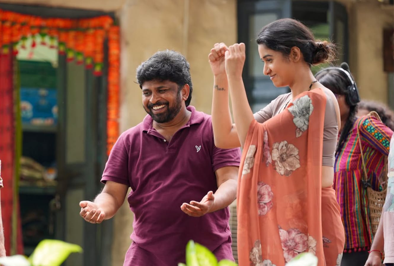 రవితేజ ‘ఇరుముడి’ బ్యూటిఫుల్ వర్కింగ్ స్టిల్స్ రిలీజ్ Telugu News